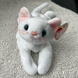 Ty White and Pink adorable Plush Cat named Flip